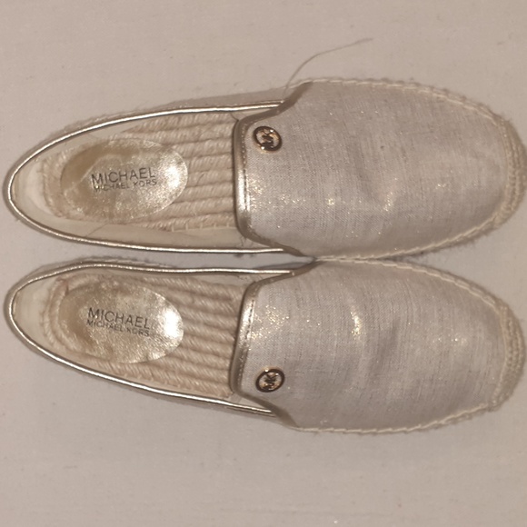 NWT' Women's Linen Michael Kors Espadrilles. - Picture 5 of 7